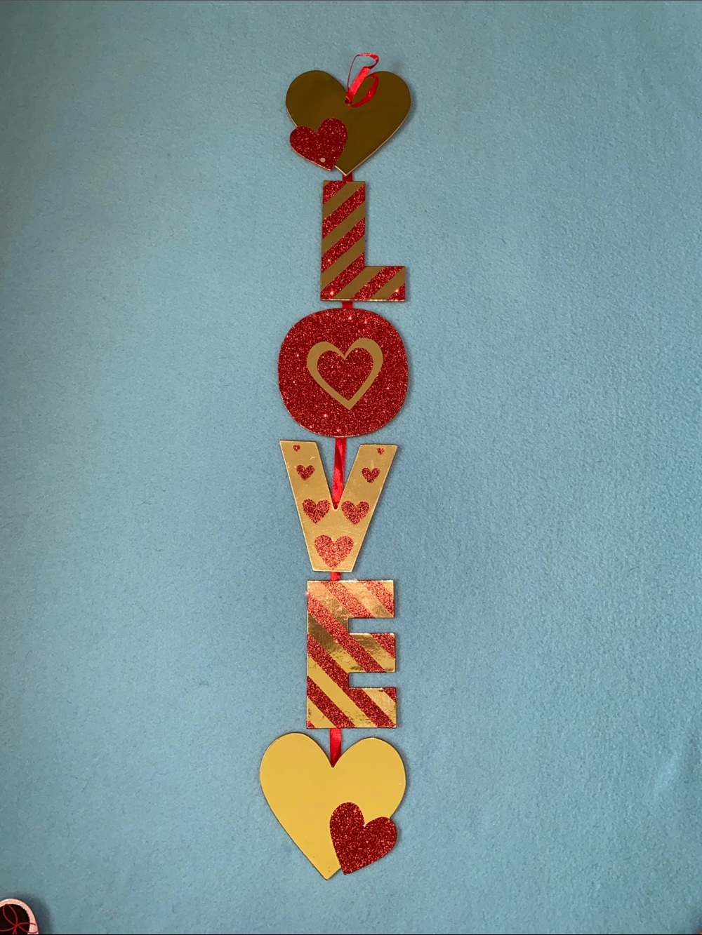 LOVE  hanging wall / door sign hearts glitter gold red on ribbon size 5” X 30”